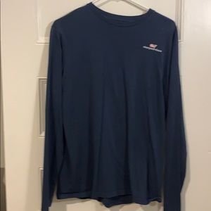 vineyard vines tee :)